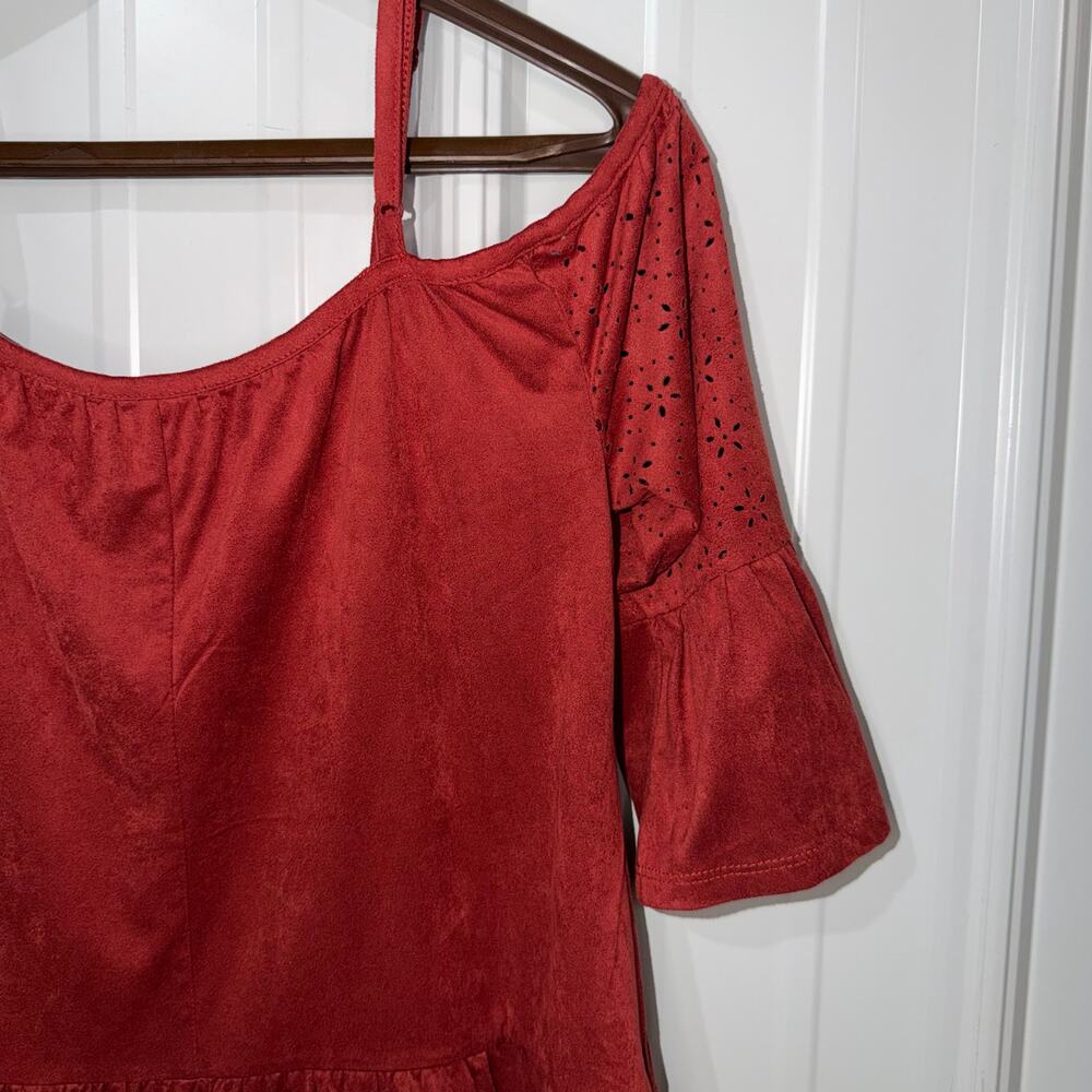 Red Off Shoulder Peplum Top Eyelet Sleeve Boho Maurice’s Size Small - Picture 13 of 13
